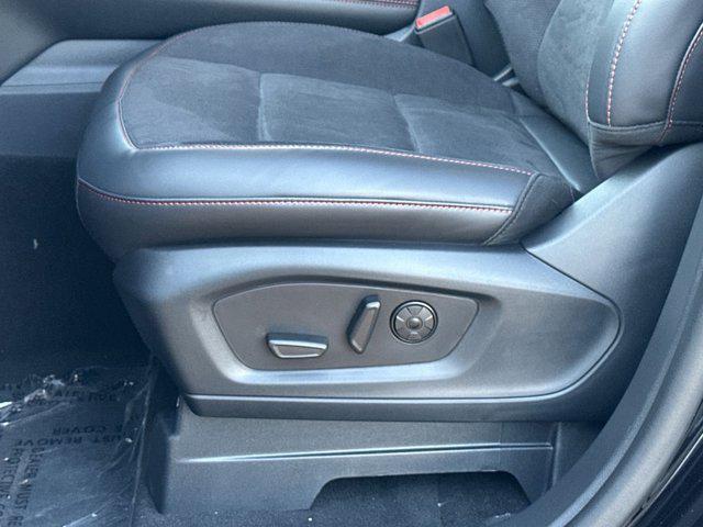 new 2025 Ford Explorer car, priced at $54,315