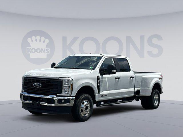 new 2025 Ford F-350 car, priced at $64,325