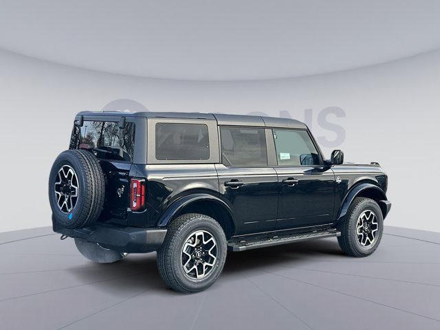 new 2024 Ford Bronco car, priced at $44,525