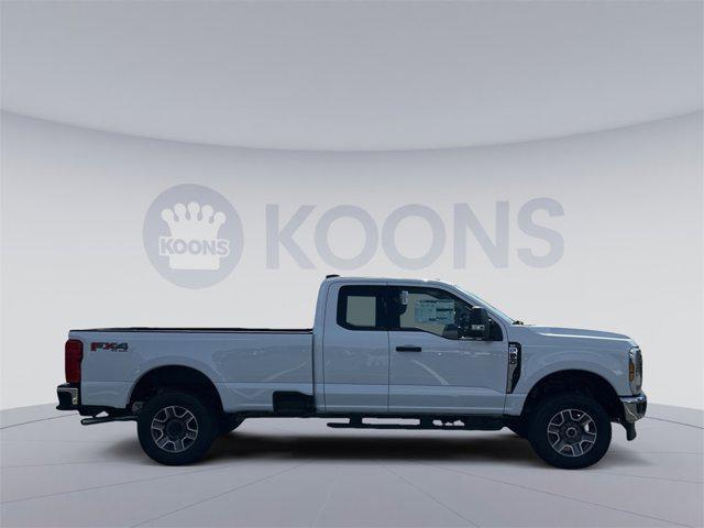 new 2025 Ford F-250 car, priced at $53,825