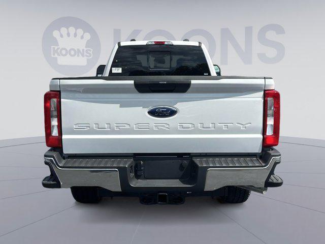 new 2024 Ford F-250 car, priced at $50,755