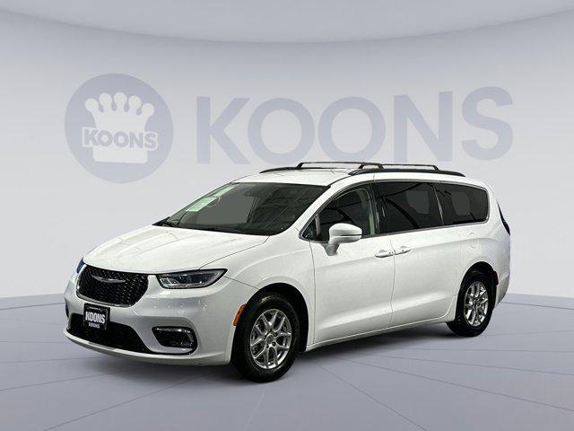 used 2022 Chrysler Pacifica car, priced at $20,295