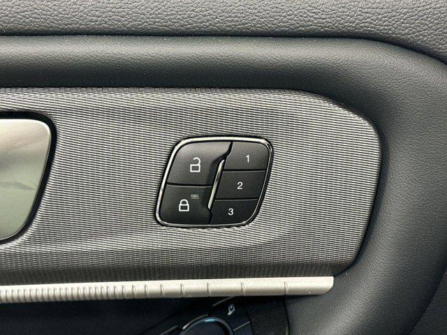 new 2025 Ford Explorer car, priced at $52,515