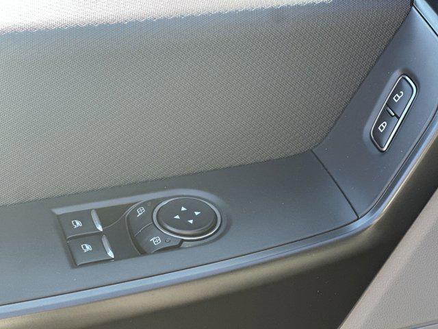 new 2025 Ford F-150 car, priced at $33,295