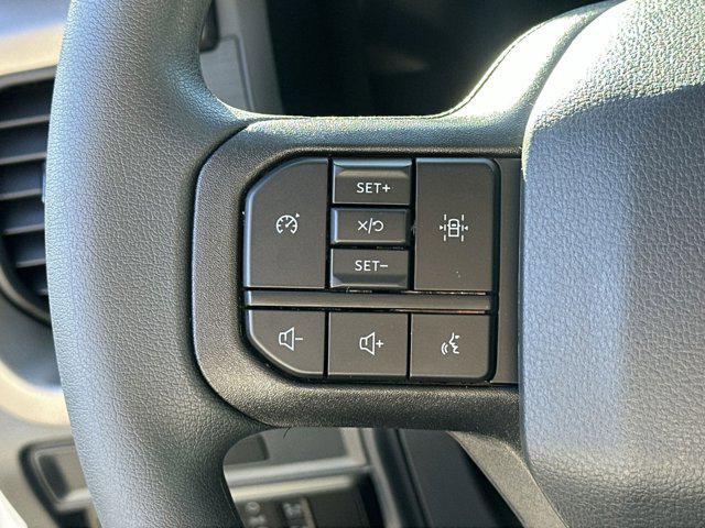 new 2025 Ford F-150 car, priced at $33,295