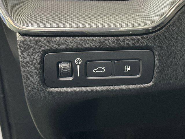used 2019 Volvo XC60 Recharge Plug-In Hybrid car, priced at $21,250