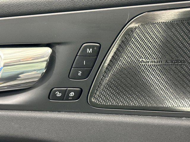 used 2019 Volvo XC60 Recharge Plug-In Hybrid car, priced at $21,250