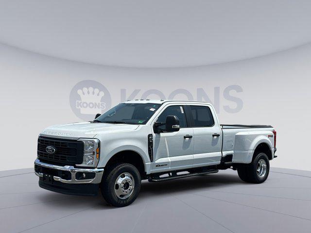 new 2025 Ford F-350 car, priced at $64,325