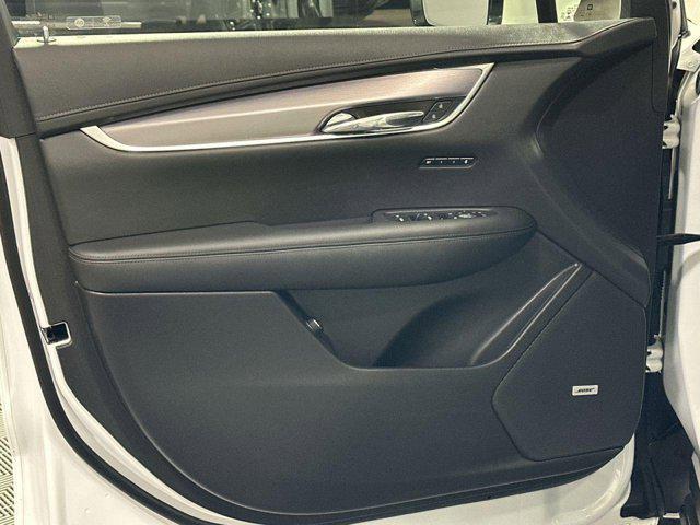 used 2023 Cadillac XT6 car, priced at $34,995