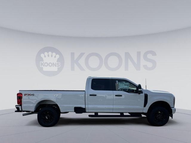 new 2024 Ford F-250 car, priced at $52,985