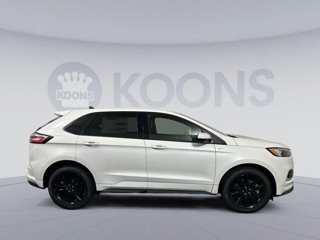 new 2024 Ford Edge car, priced at $39,340