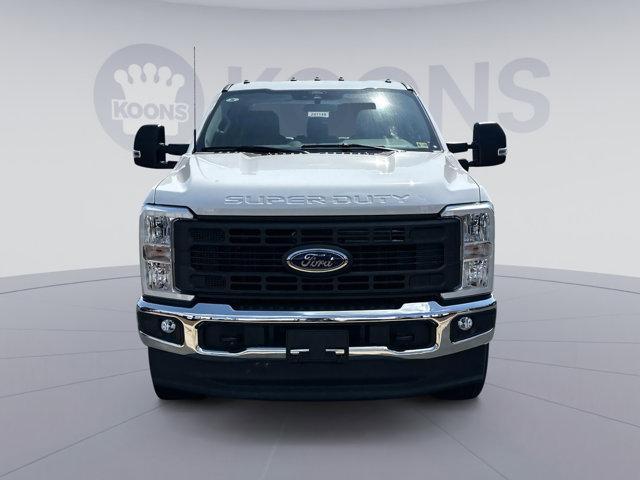 new 2024 Ford F-250 car, priced at $45,195