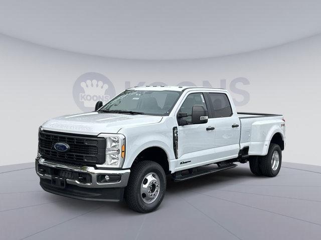 new 2024 Ford F-350 car, priced at $61,615