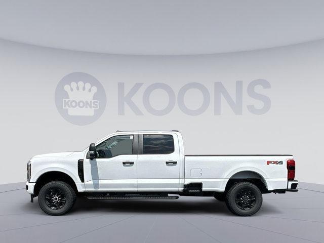 new 2024 Ford F-250 car, priced at $52,985