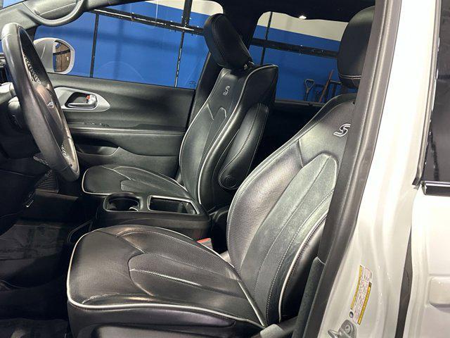 used 2020 Chrysler Pacifica Hybrid car, priced at $25,000