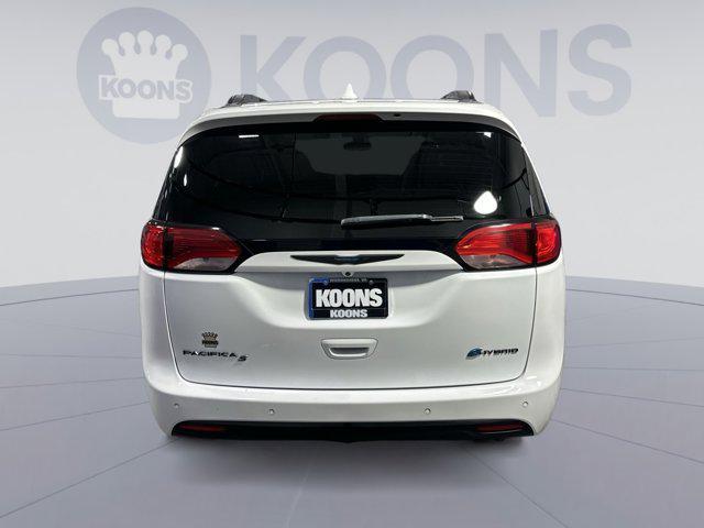 used 2020 Chrysler Pacifica Hybrid car, priced at $25,000