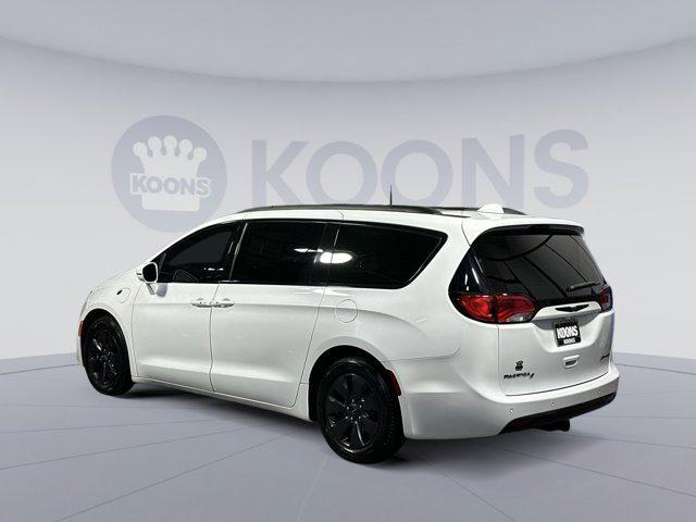 used 2020 Chrysler Pacifica Hybrid car, priced at $25,000
