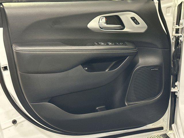 used 2020 Chrysler Pacifica Hybrid car, priced at $25,000