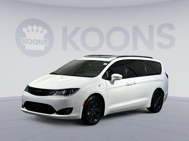 used 2020 Chrysler Pacifica Hybrid car, priced at $25,000