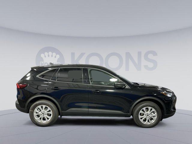 new 2025 Ford Escape car, priced at $24,900
