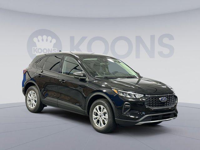 new 2025 Ford Escape car, priced at $24,900