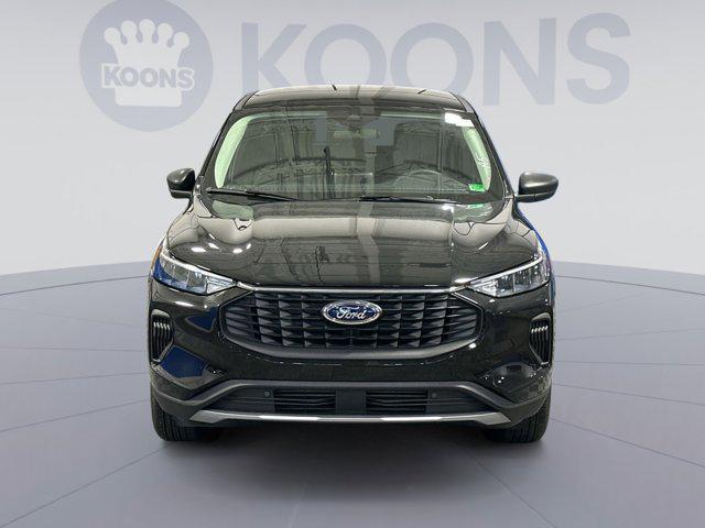 new 2025 Ford Escape car, priced at $24,900