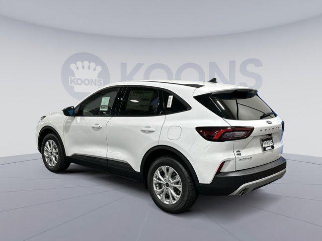 new 2025 Ford Escape car, priced at $25,490