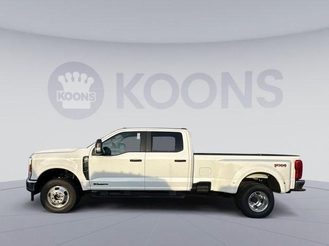 new 2024 Ford F-350 car, priced at $61,000