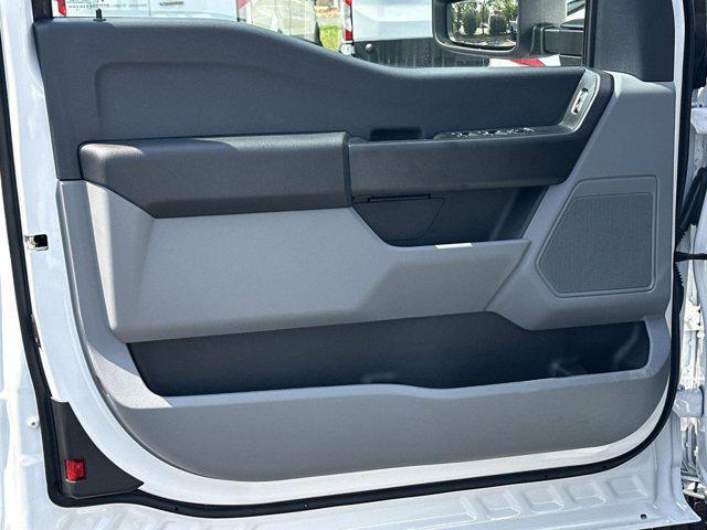 new 2025 Ford F-250 car, priced at $47,885