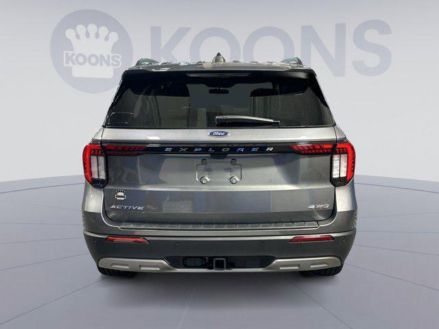 new 2025 Ford Explorer car, priced at $40,955