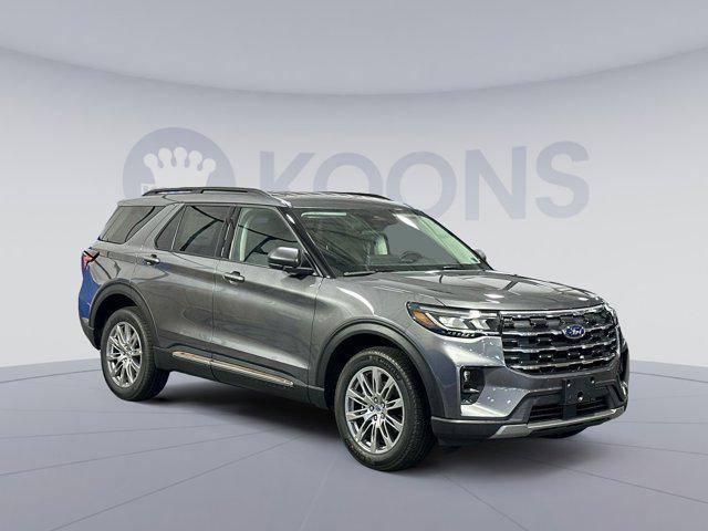 new 2025 Ford Explorer car, priced at $40,955