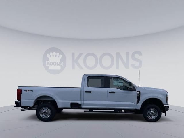 new 2024 Ford F-350 car, priced at $46,740