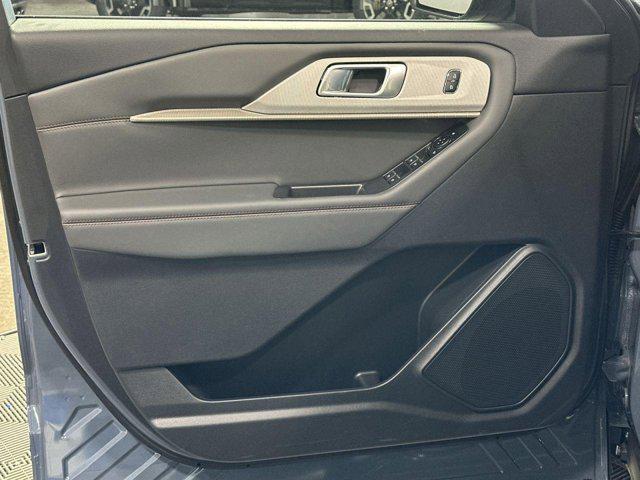 new 2025 Ford Explorer car, priced at $41,450