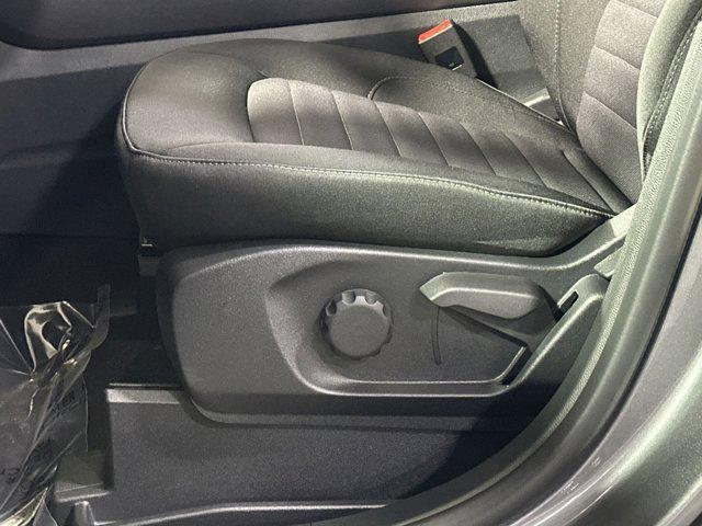 used 2024 Ford Edge car, priced at $27,500