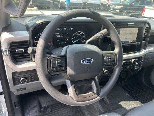 new 2025 Ford F-250 car, priced at $48,330