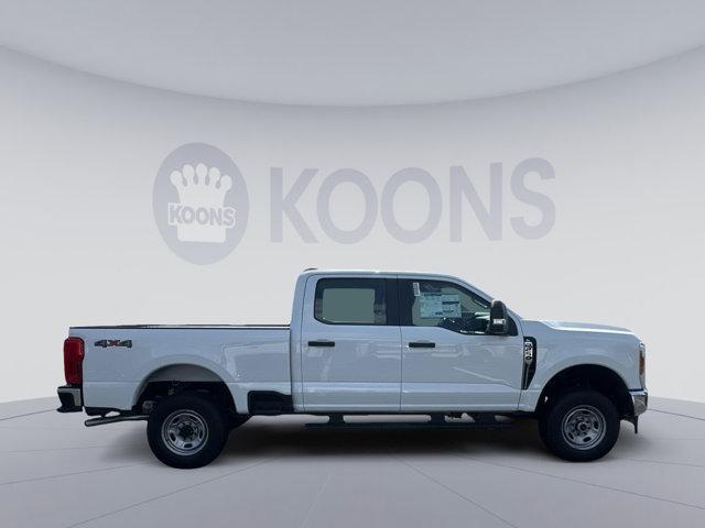 new 2025 Ford F-250 car, priced at $48,330