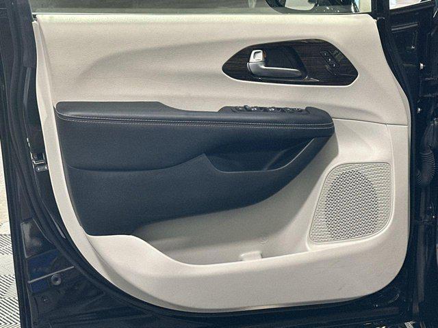 used 2023 Chrysler Pacifica car, priced at $26,368