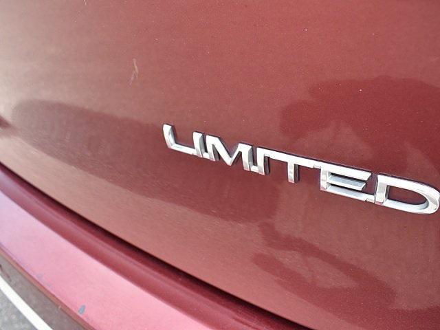 used 2020 Chrysler Pacifica car, priced at $19,298