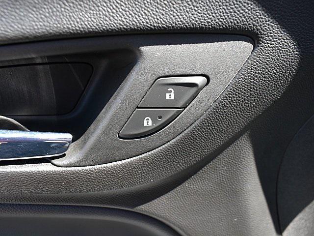 used 2022 Chevrolet Equinox car, priced at $24,598