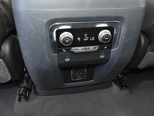 used 2023 GMC Yukon car, priced at $61,103