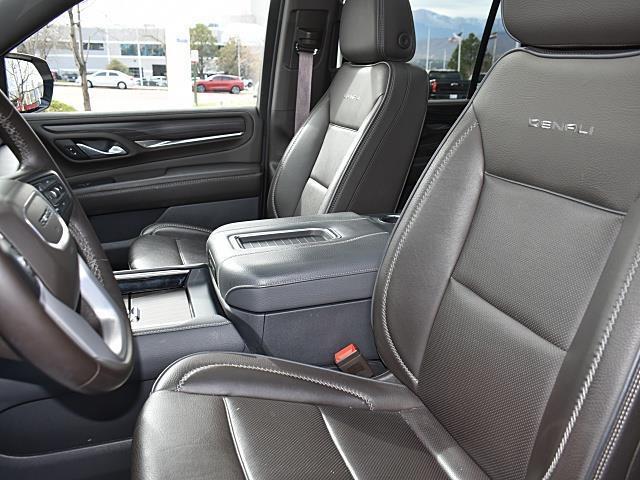 used 2023 GMC Yukon car, priced at $61,103