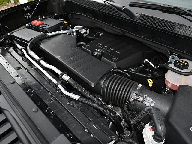 used 2024 Chevrolet Silverado 1500 car, priced at $42,998