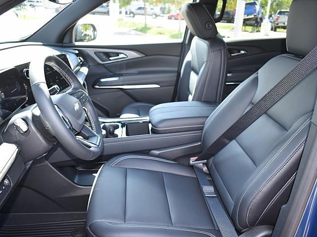 new 2026 Chevrolet Traverse car, priced at $44,998