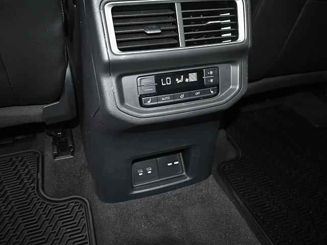 used 2024 Volkswagen Atlas car, priced at $35,298