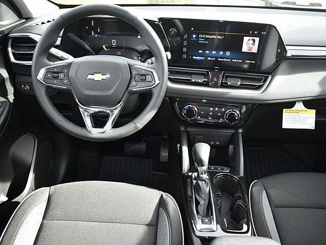new 2025 Chevrolet TrailBlazer car, priced at $26,000