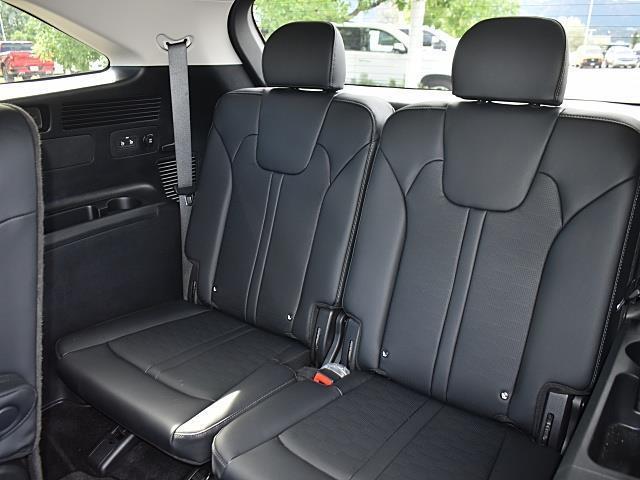 used 2025 Kia Sorento Hybrid car, priced at $35,303