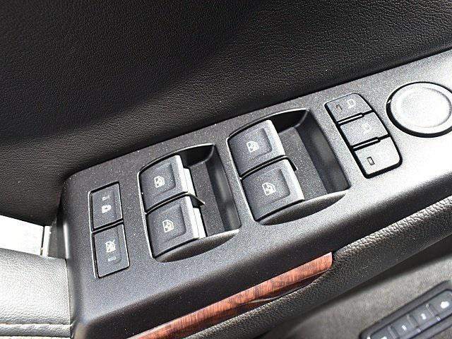 used 2019 GMC Yukon XL car, priced at $29,398