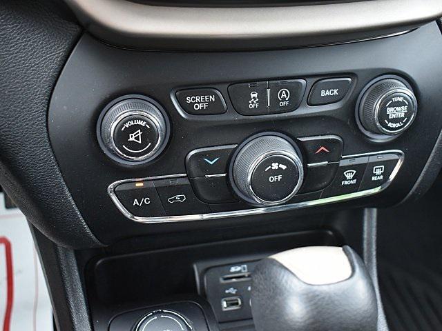 used 2015 Jeep Cherokee car, priced at $8,998