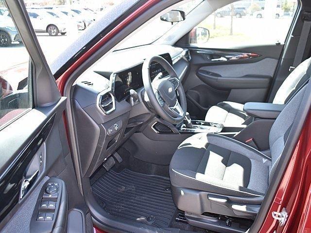 new 2025 Chevrolet TrailBlazer car, priced at $26,800