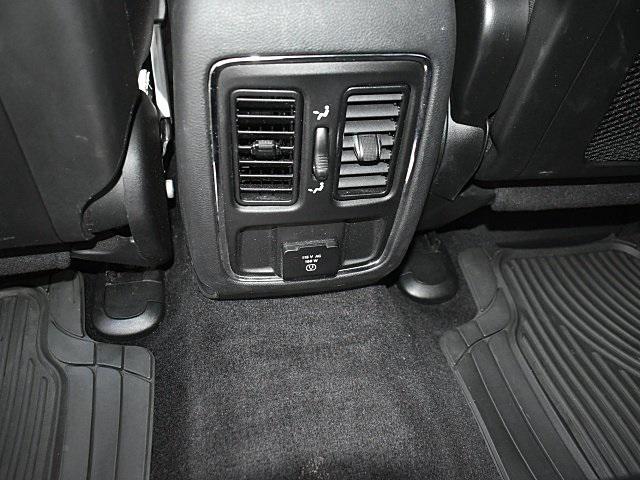 used 2017 Jeep Grand Cherokee car, priced at $17,398